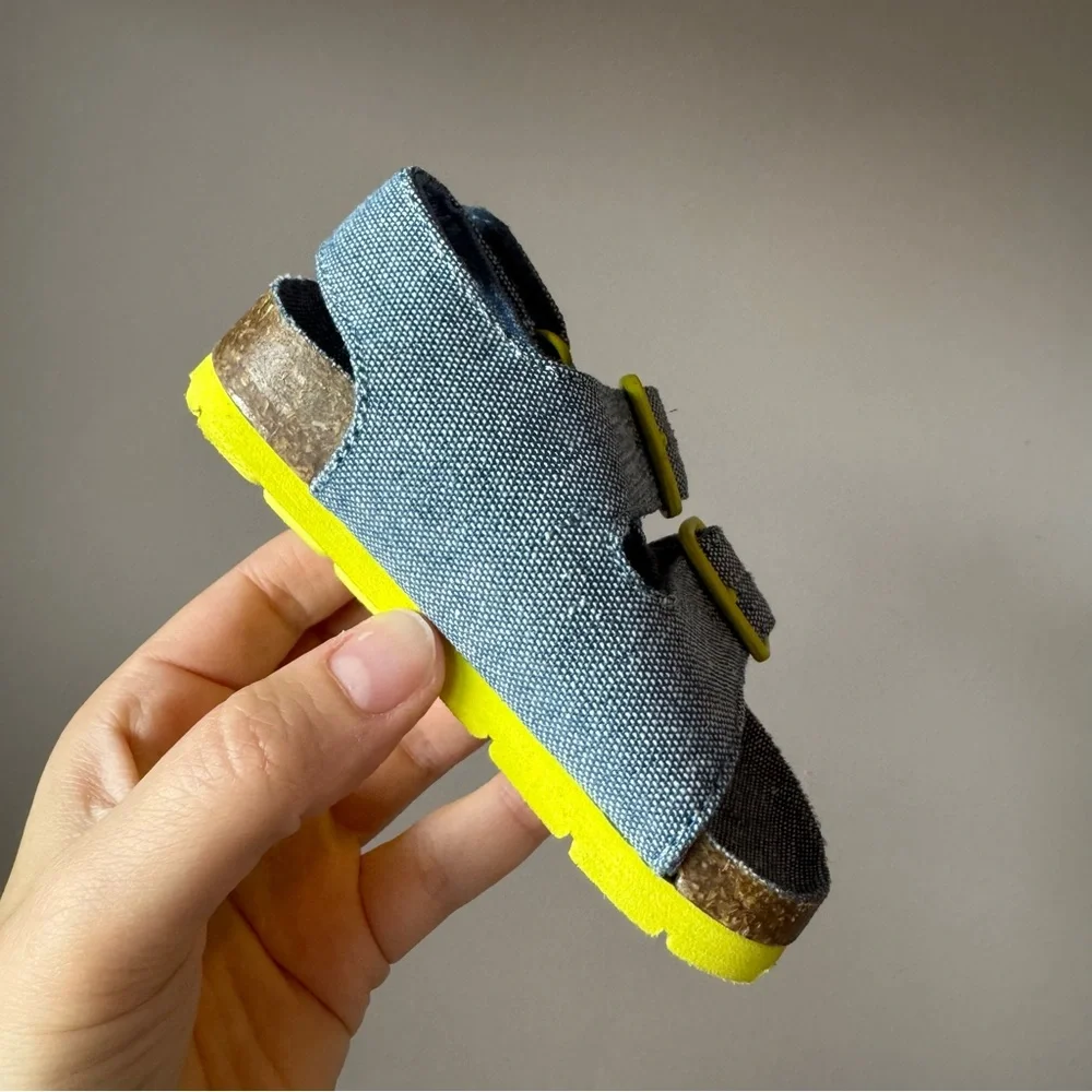Baby Gap Chambray‎ Twin Buckle Sandals Size 3/4